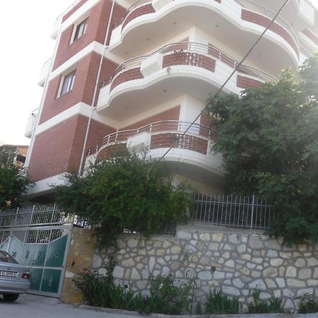 Lux Apartments Vlorë 외부 사진